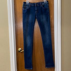 Armani Exchange women’s low rise, skinny jeans